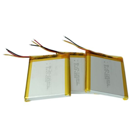 3.7V Lipo Batterie 2600mAh Lithium Polymer Batteriezelle 705462