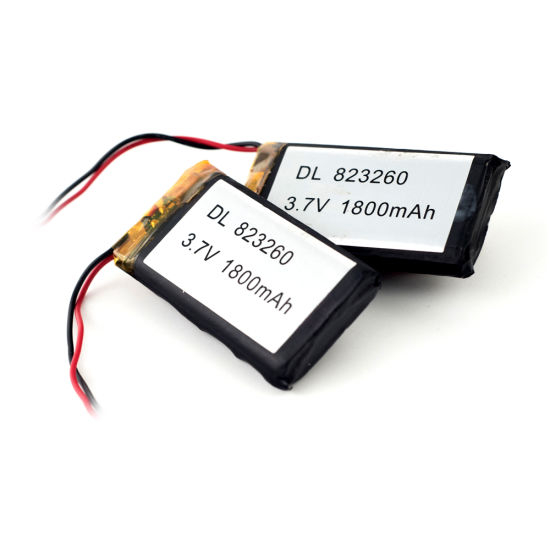 Lipo 3.7V 823260 1800mAh wiederaufladbarer Lithium-Ionen-Polymer-Akku für GPS-Tracker