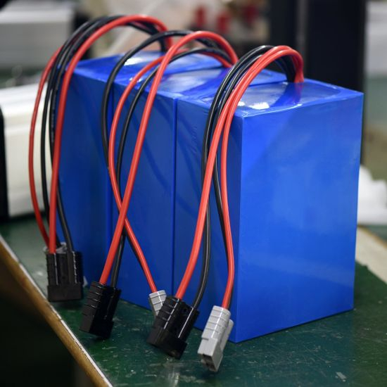 12V Batterie 12V LiFePO4 Batterie Wiederaufladbarer Lithium-Akku für elektrische Yacht