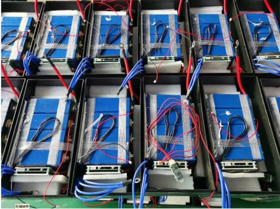 Cer MSDS Un38.3 genehmigte wiederaufladbare Solarbatterie Li-Ion 12V 12.8V 150ah LiFePO4 zum Verkauf